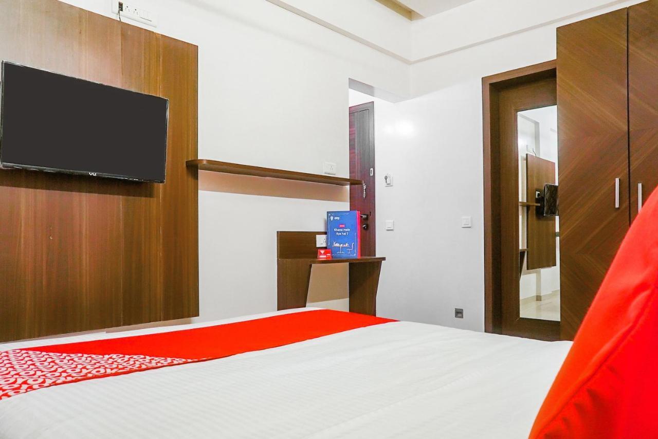 Oyo 15541 Pearl Inn Pune Exterior photo